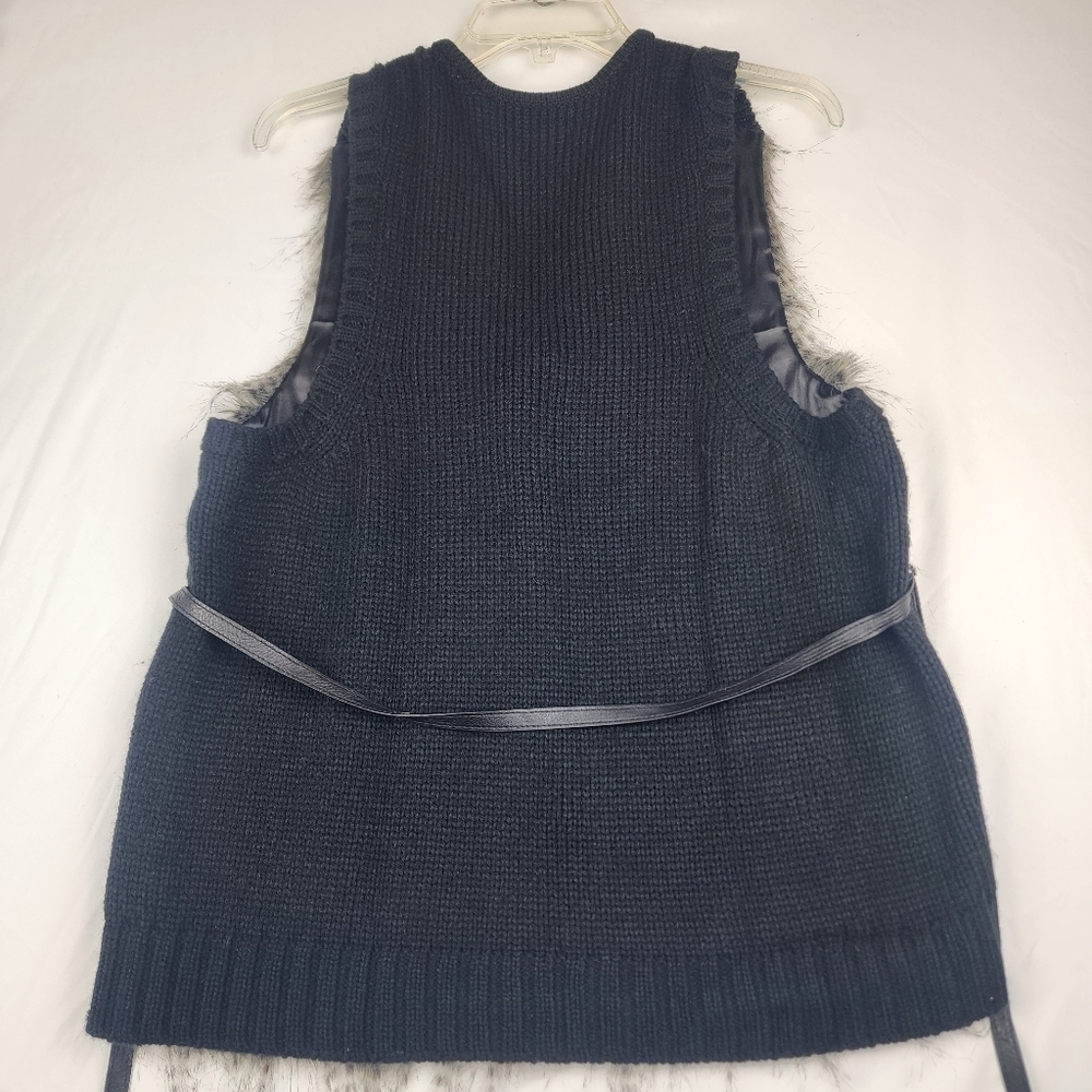 Mud Pie Chic Black White And Gray Faux Fur Vest with Belt Size Large - Picture 6 of 10